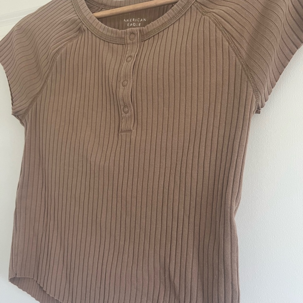 American Eagle Taupe Ribbed Top